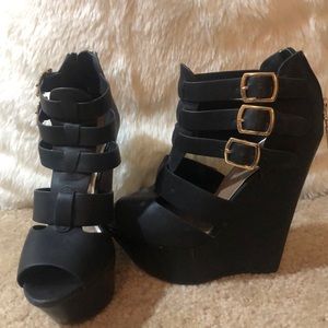 Platform wedges